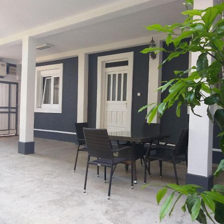 Luka Apartment Улцинь Экстерьер фото