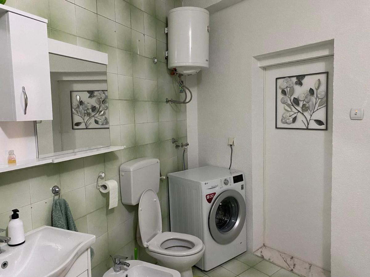Luka Apartment Улцинь Экстерьер фото